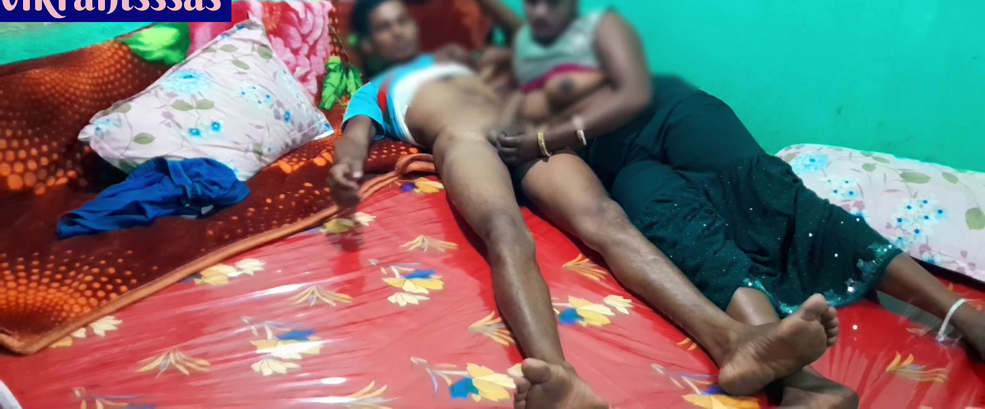 Randi ko bhade me lake apne room me khoob chudai kiya