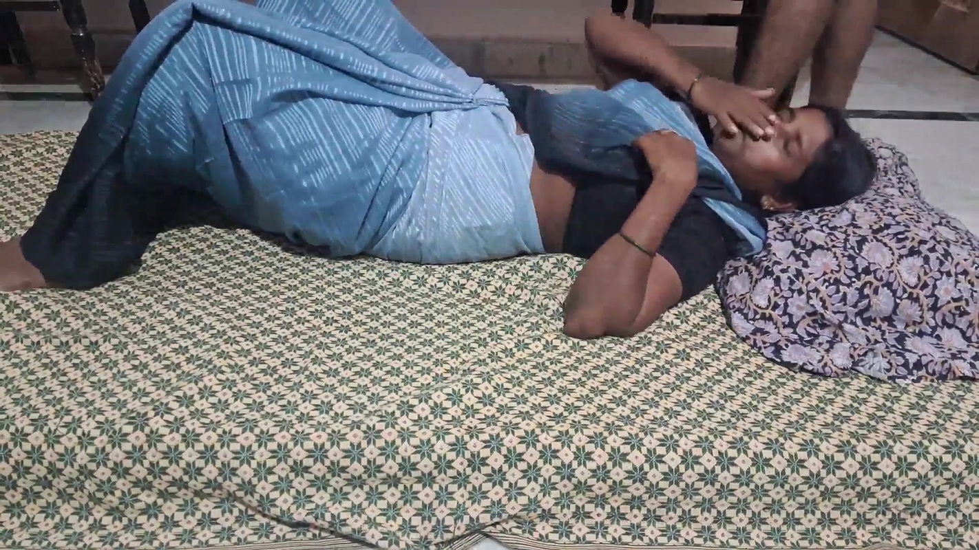 bhabhi fucked in saree