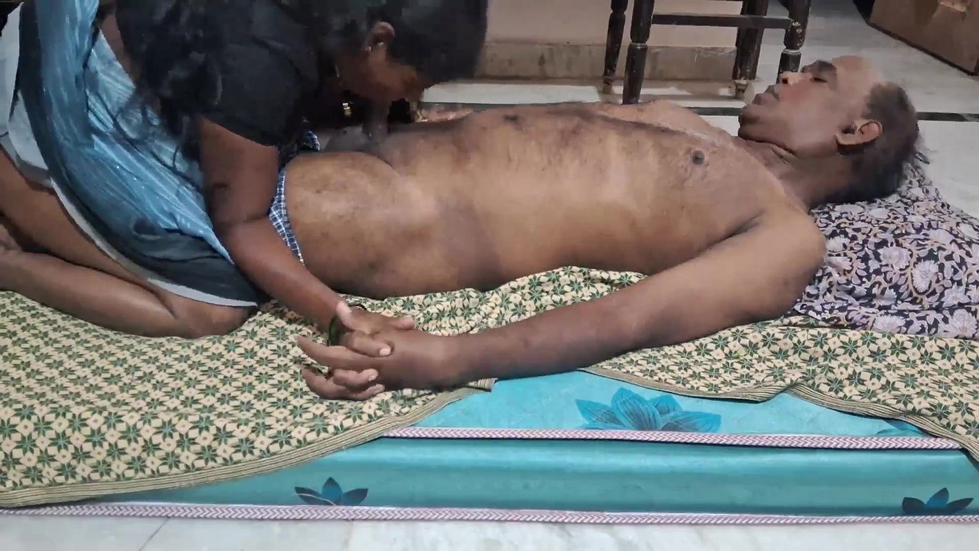 bhabhi fucked in saree