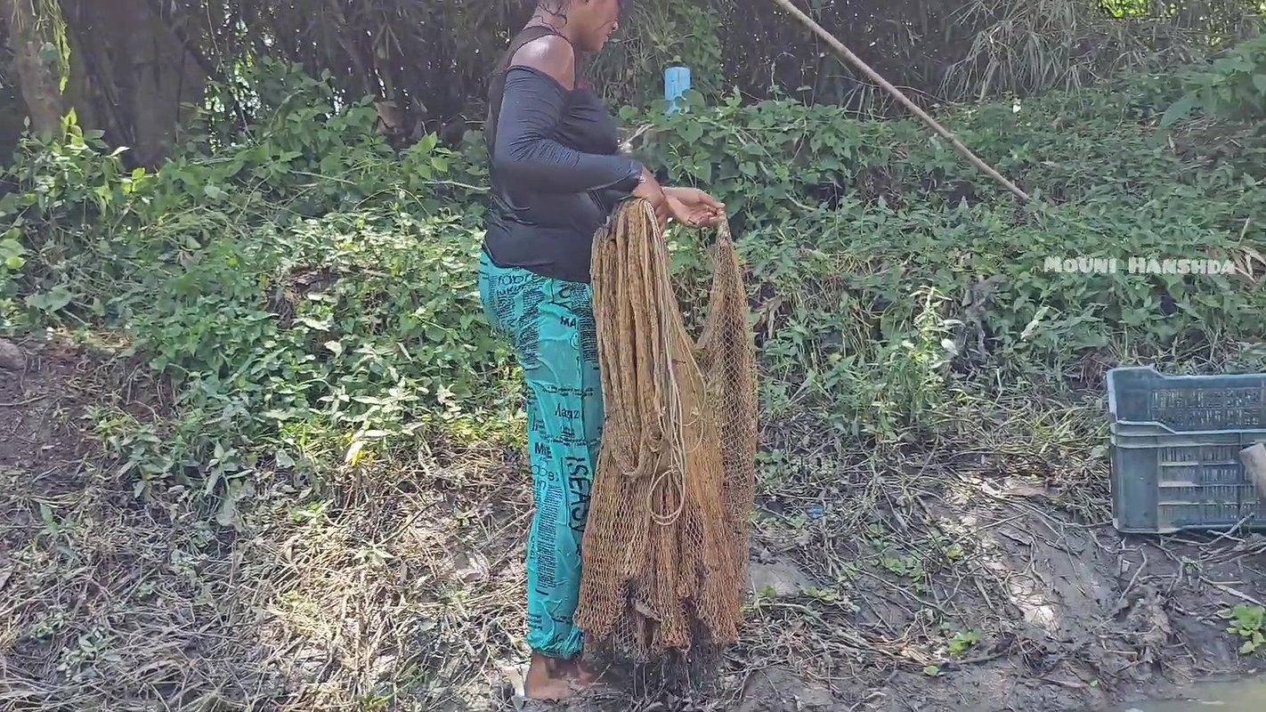 Amazing Mouni Hanshda Net Fishing video