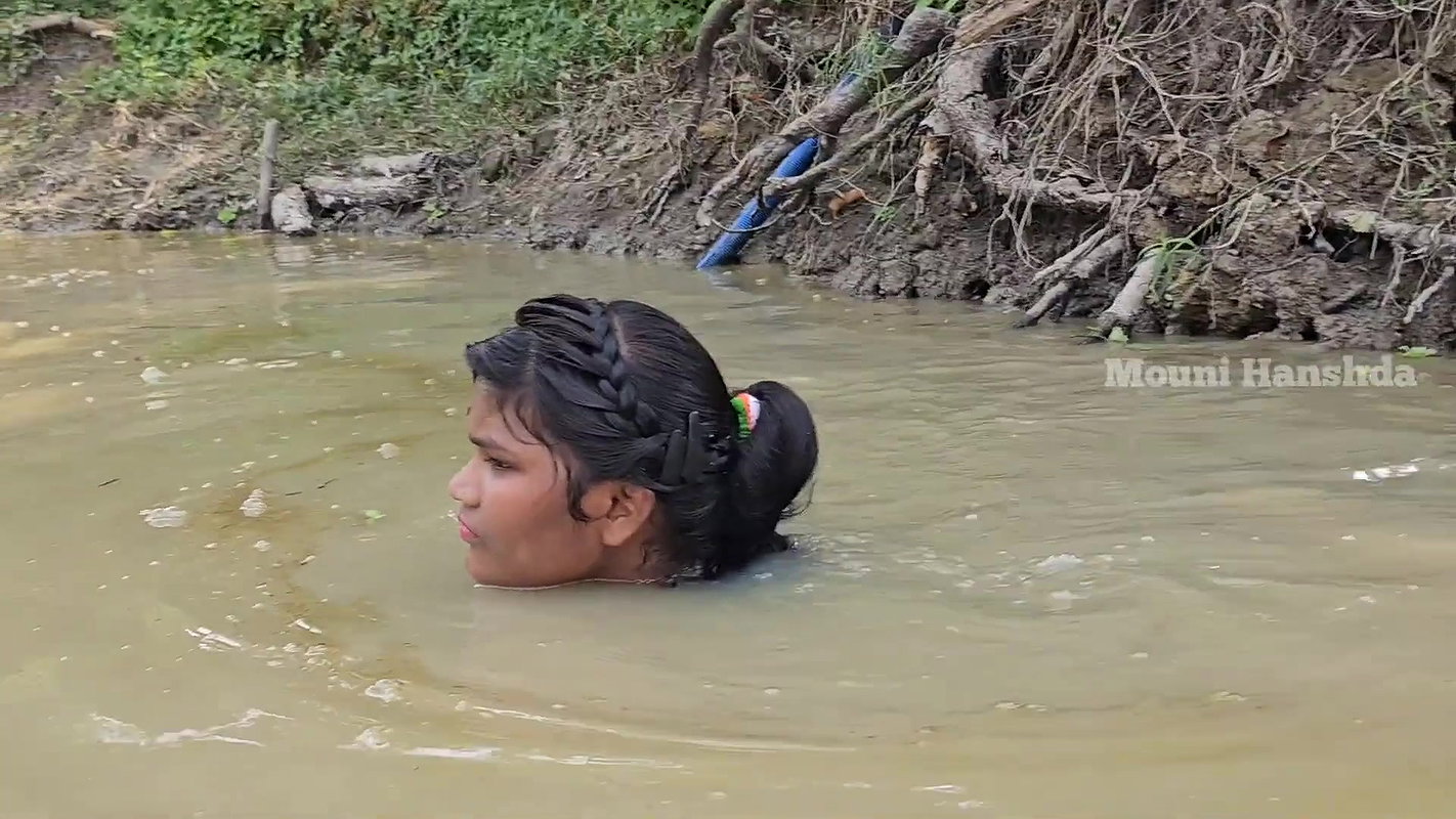 Amazing Village girl Net Fishing in Village pond