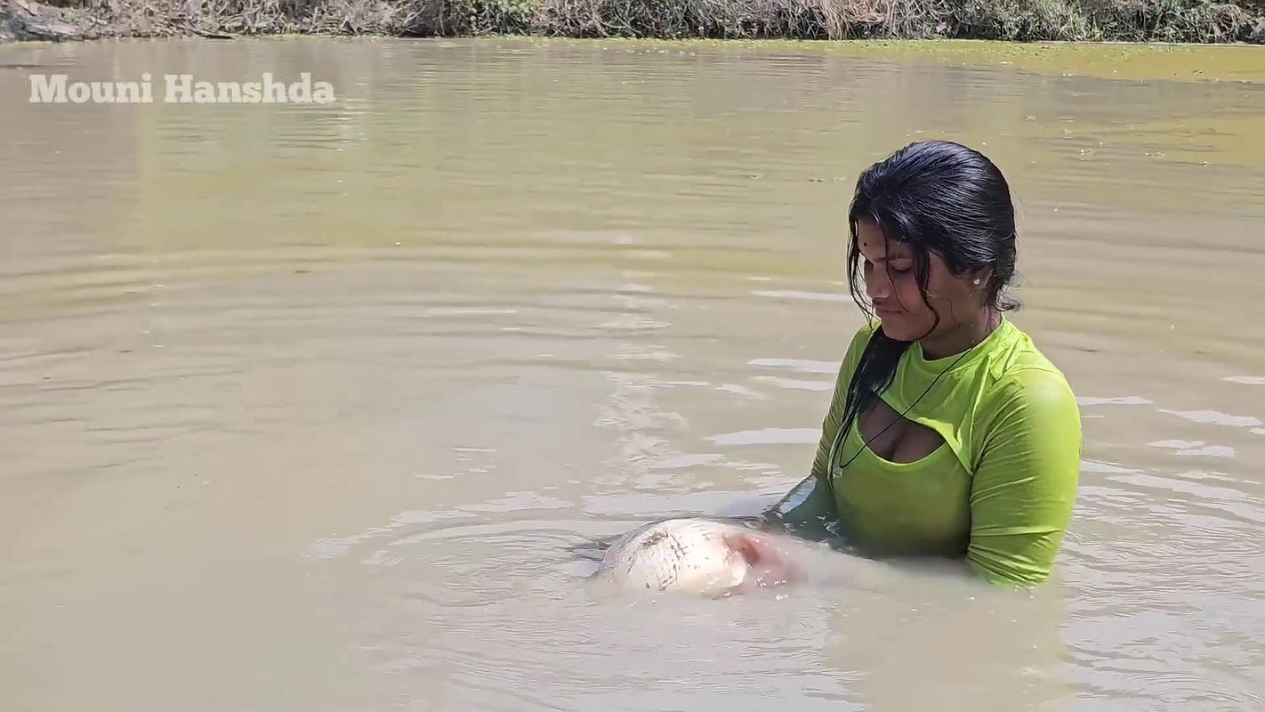 Amazing Village Girl New Fishing video