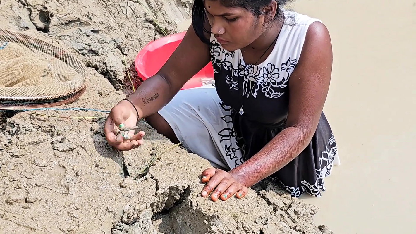 Amazing Village girl new Fishing video