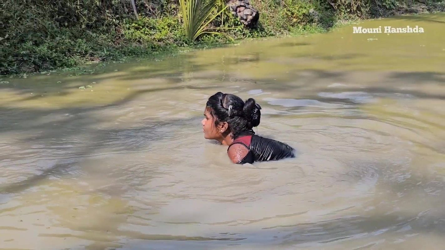 Amazing Village girl new net fishing video