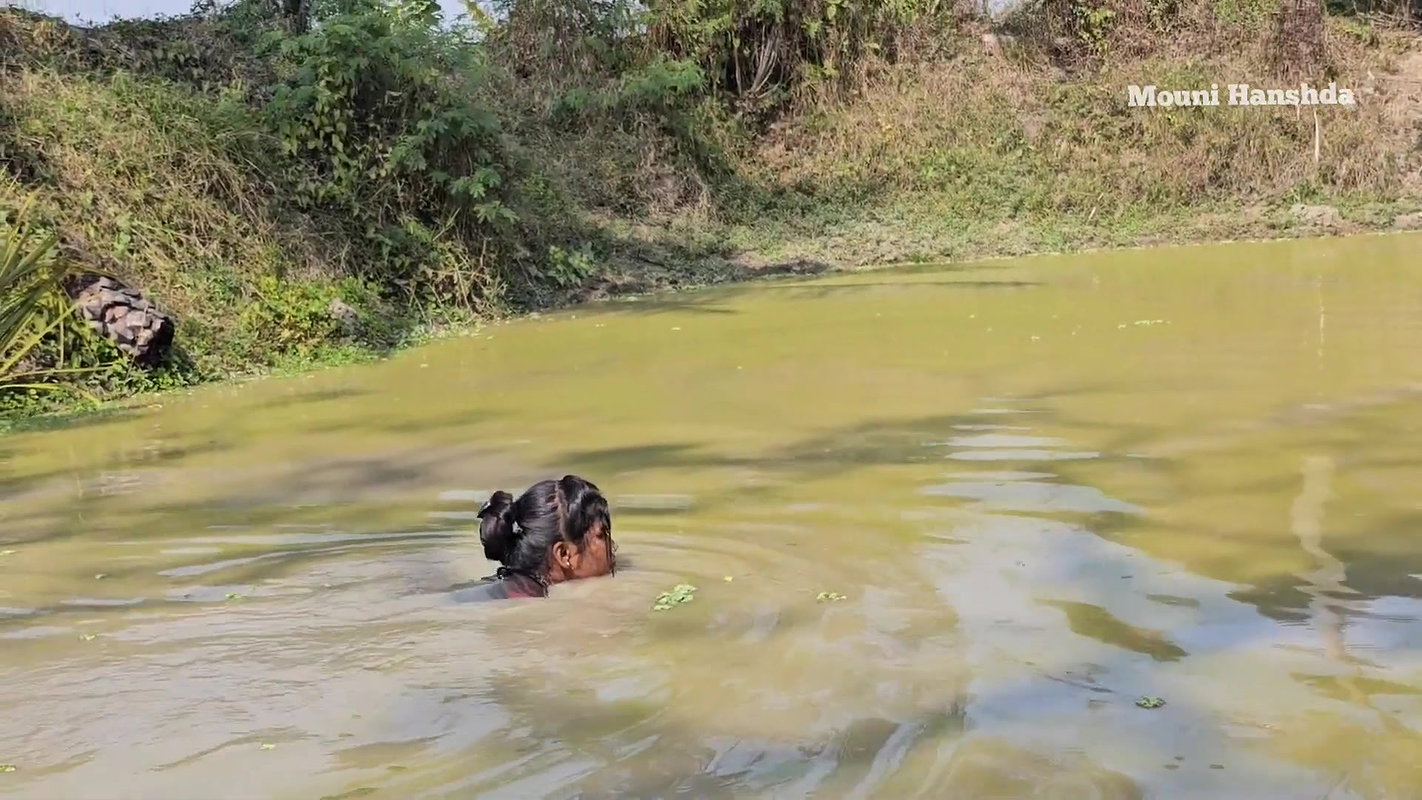 Amazing Village girl new net fishing video