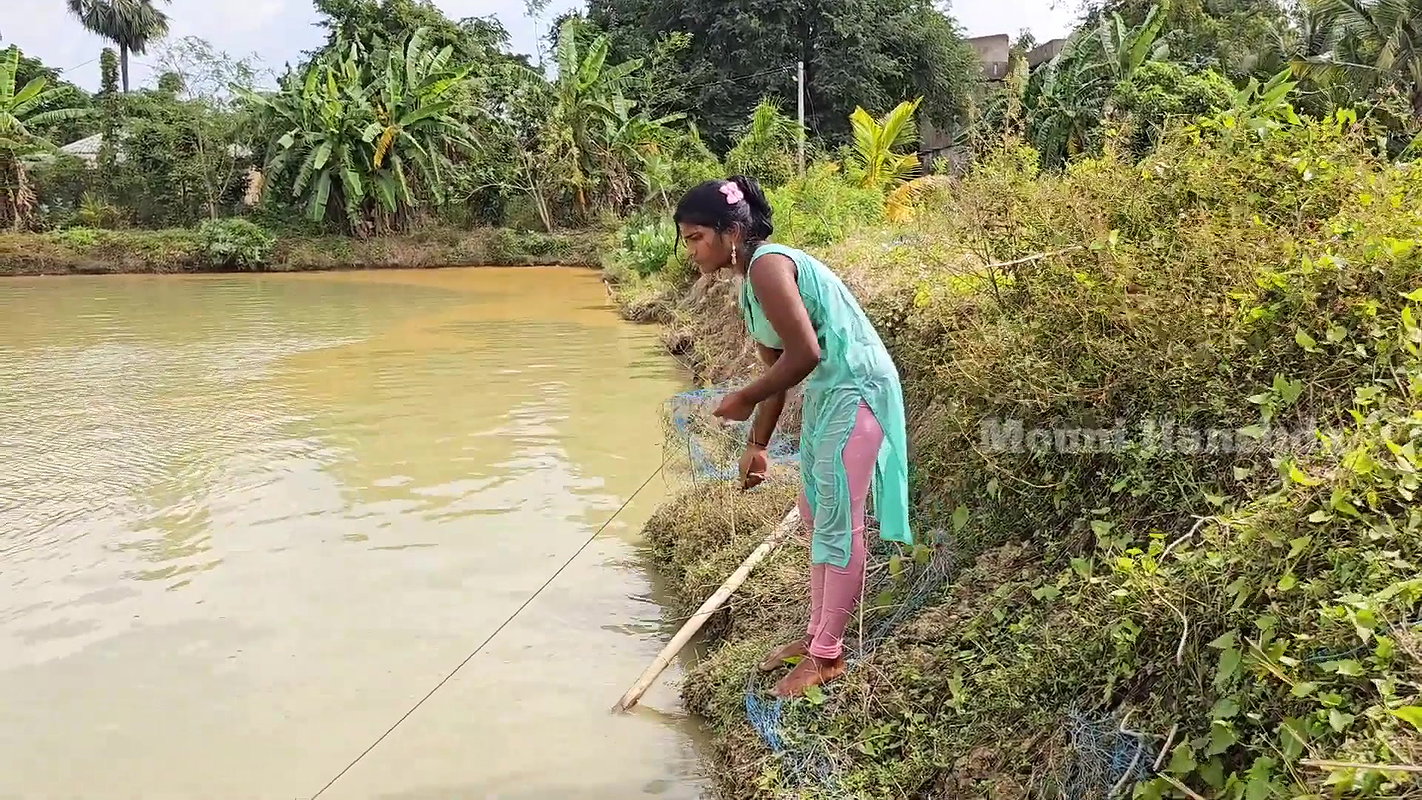 Amazing Village Net fishing video
