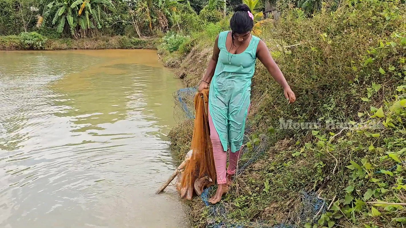 Amazing Village Net fishing video