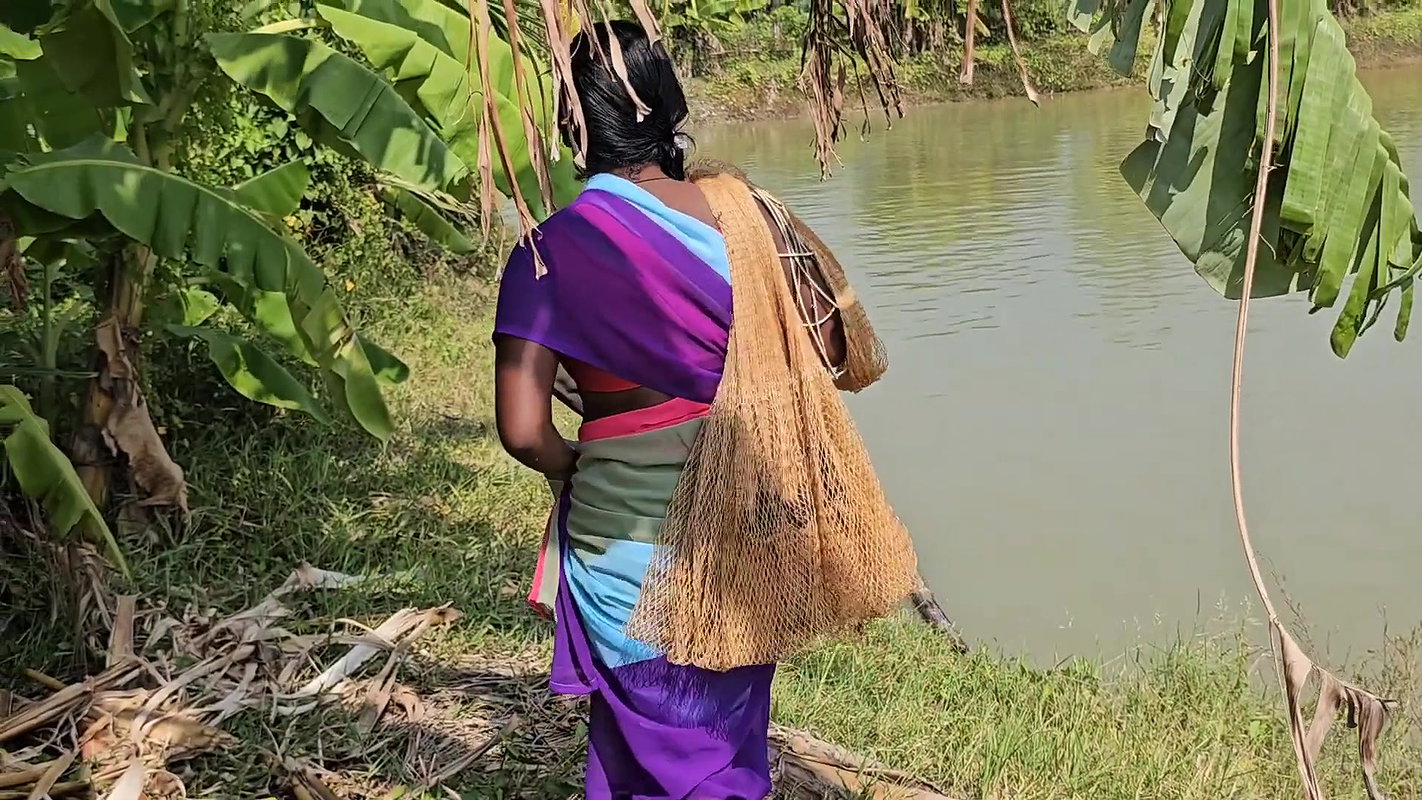 Amazing Village Women Fishing video