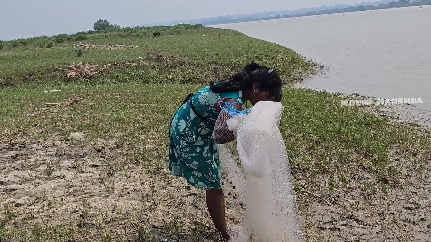 Amazing Village Women Net Fishing in Bay of Bengal