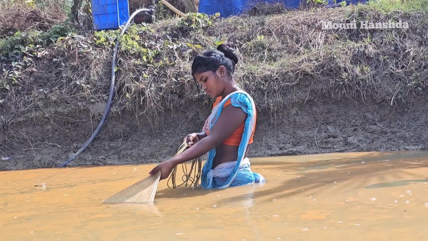 Amazing Village Women Net Fishing in Muddy Water