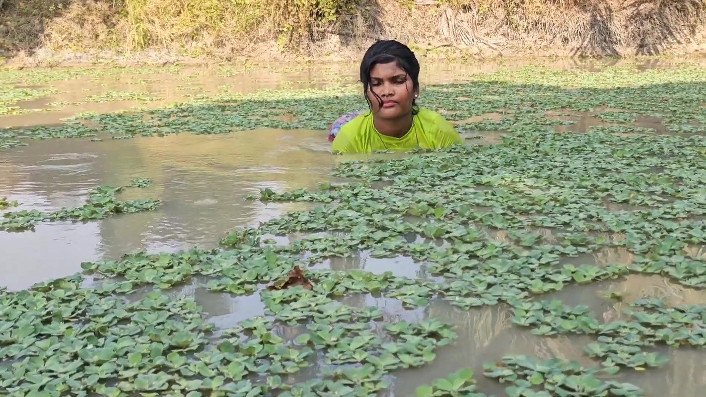 Amazon Fish Trap Fishing by Mouni