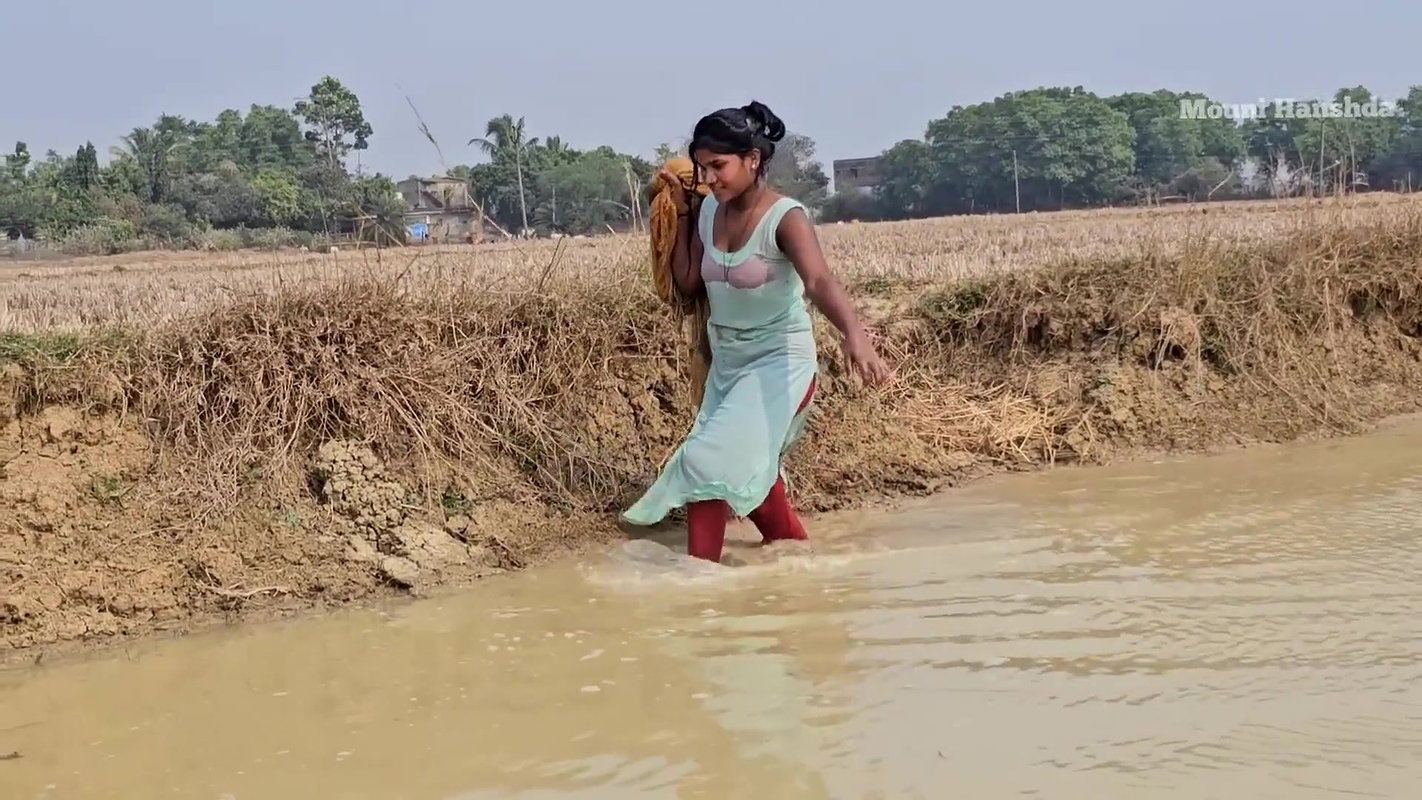 Incredible Village Women net fishing in Pon