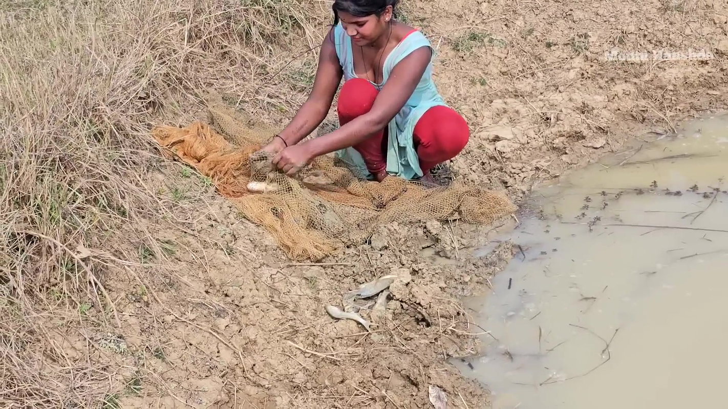Incredible Village Women net fishing in Pon