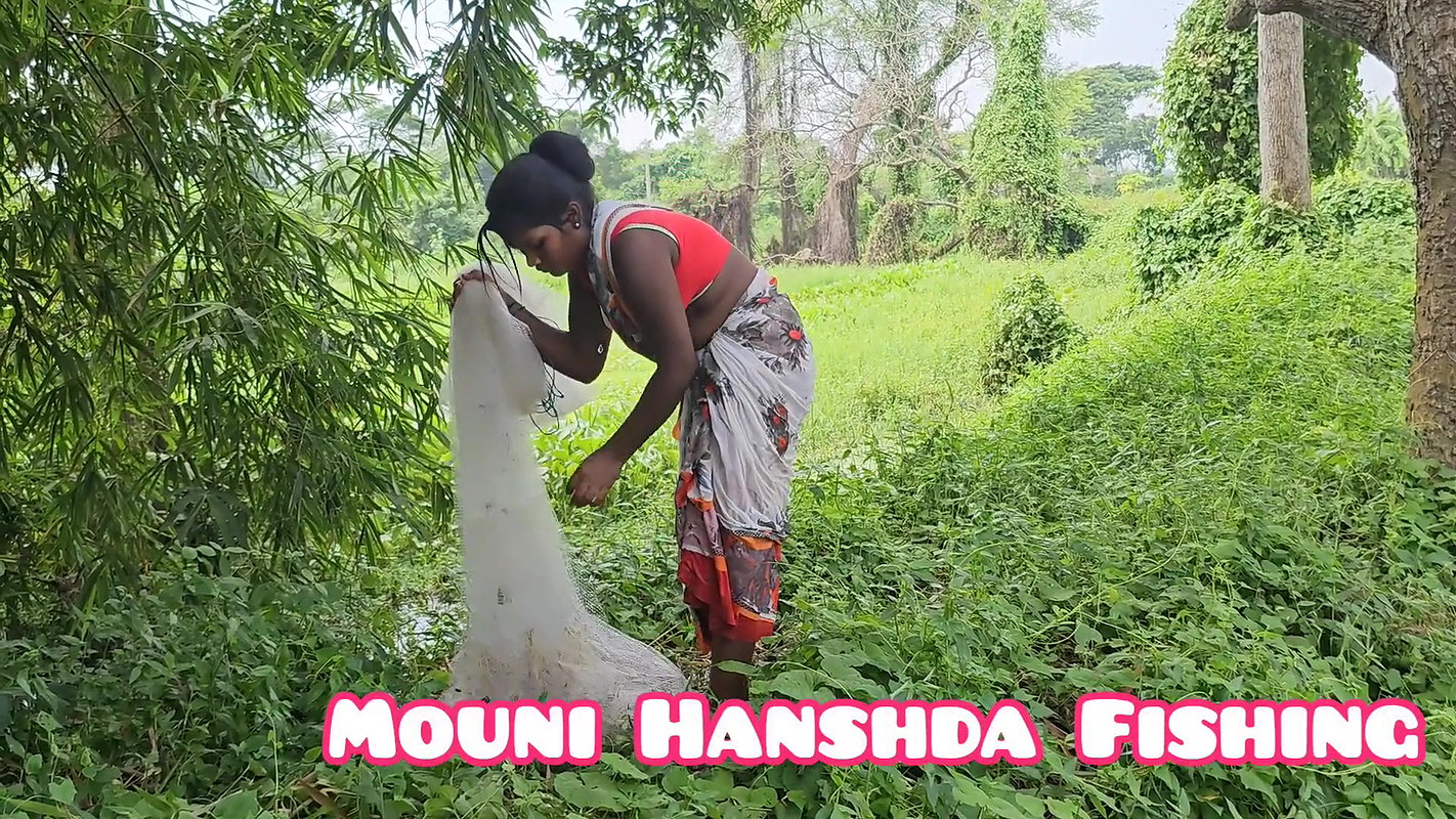 Mouni Hanshda Village Net Fishing video