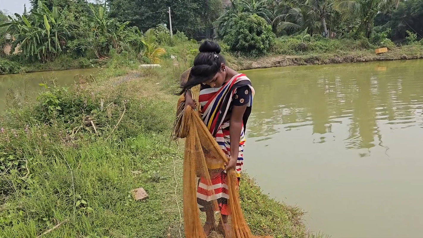 Nelayan wanita desa yang luar biasa-
