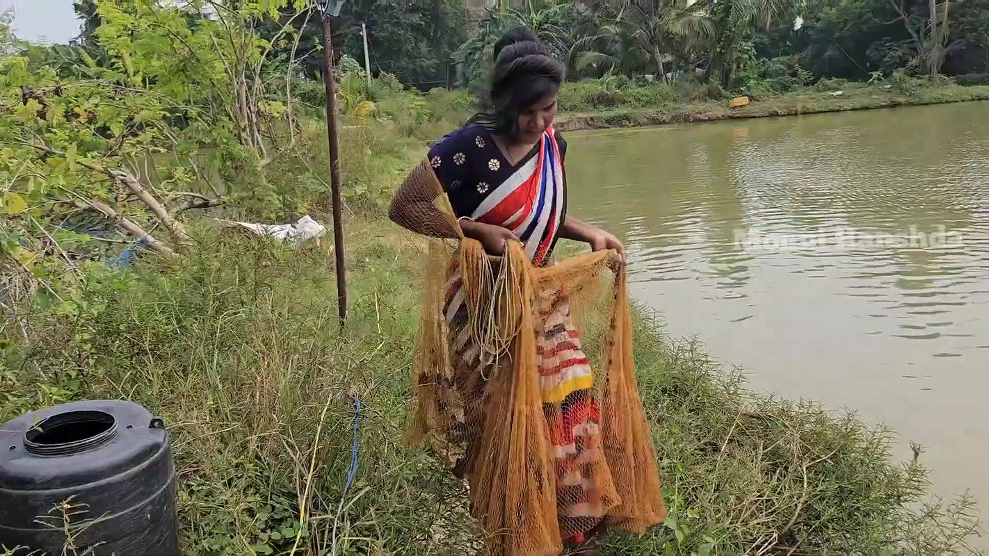 Nelayan wanita desa yang luar biasa-