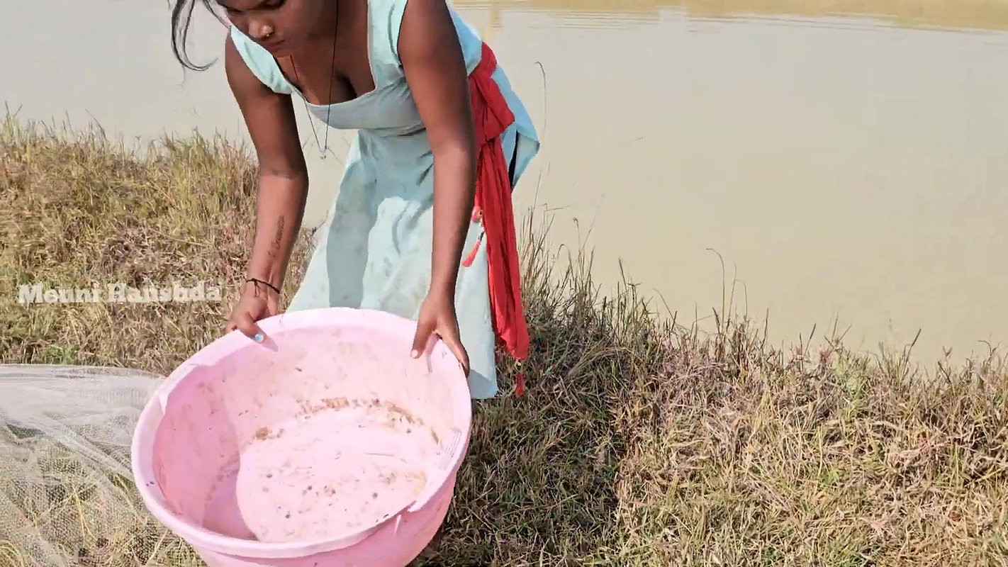 Village wife fishing video 4