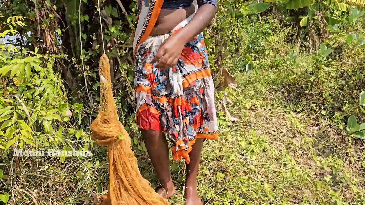 Village wife fishing video