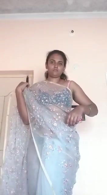 Unsatisfied horny lady masturbation