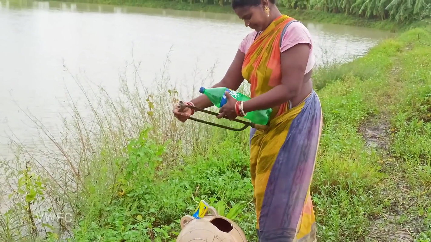 x  Amazing  Old Money saving Ball fishing  গ্রামের মহ