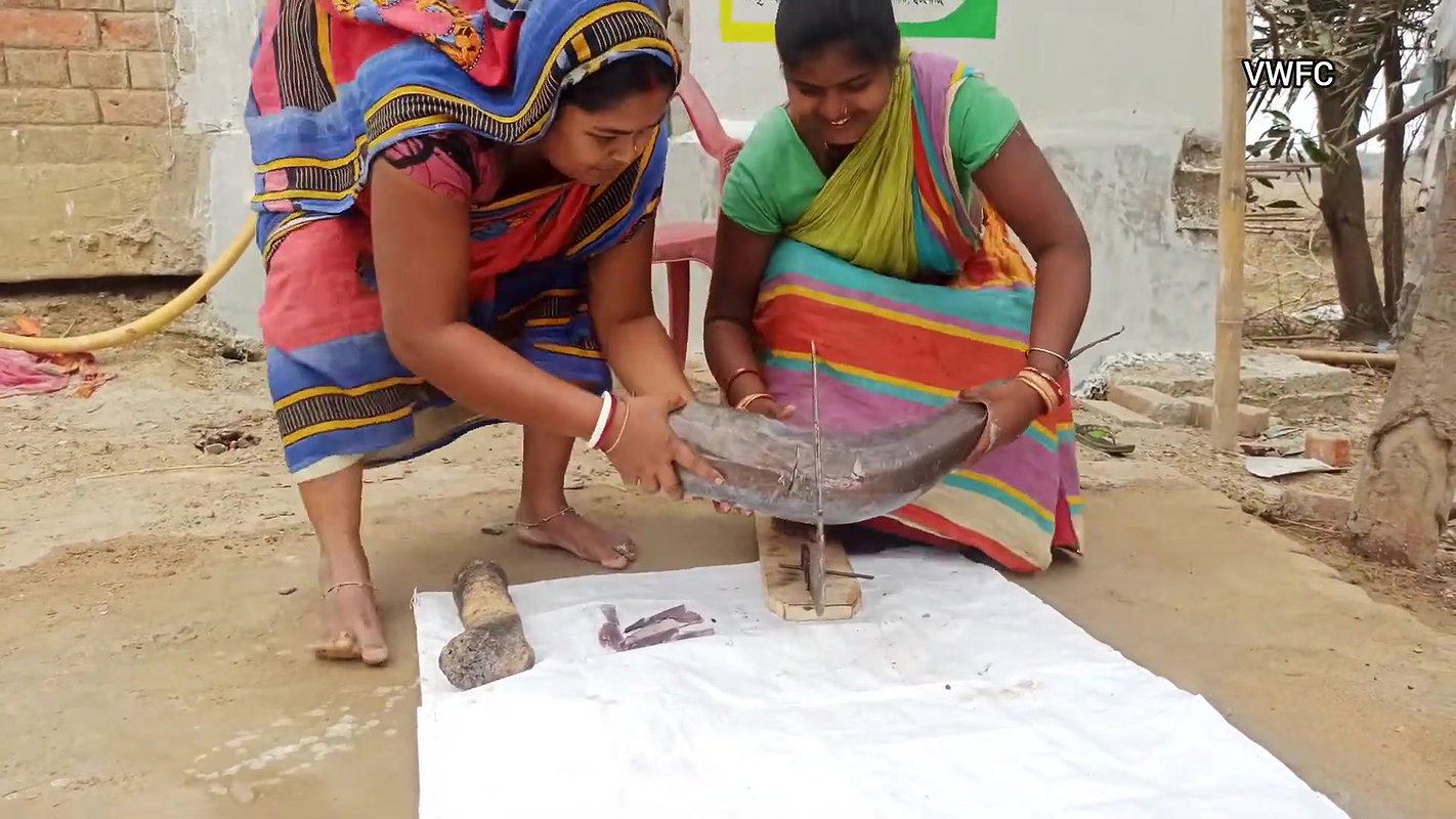 xAmazing Fish cutting skills    Village women cutti