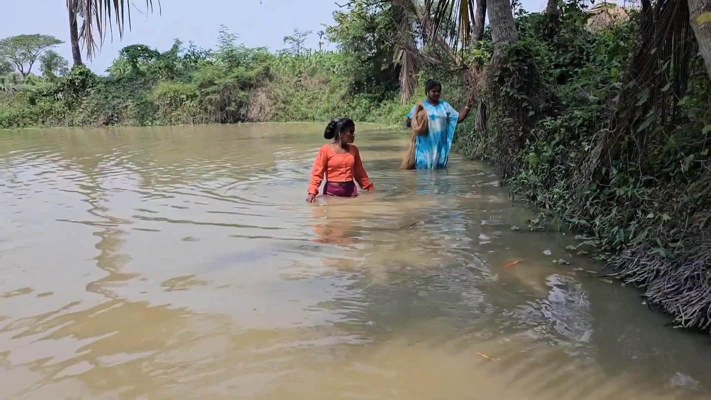 Amazing Mom and Daughter Fishing in Village pond