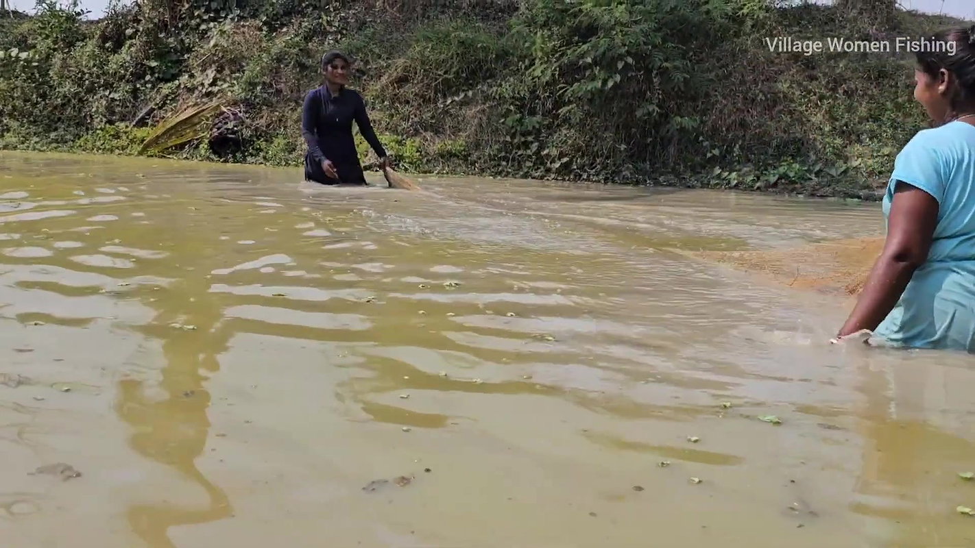 Amazing Mouni Fishing Big Carp Fish with Mouni Han