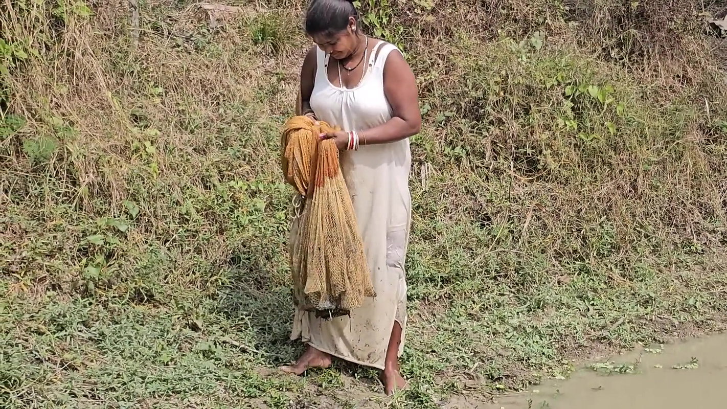 Amazing Mouni Fishing in Muddy Water    Big Carp F