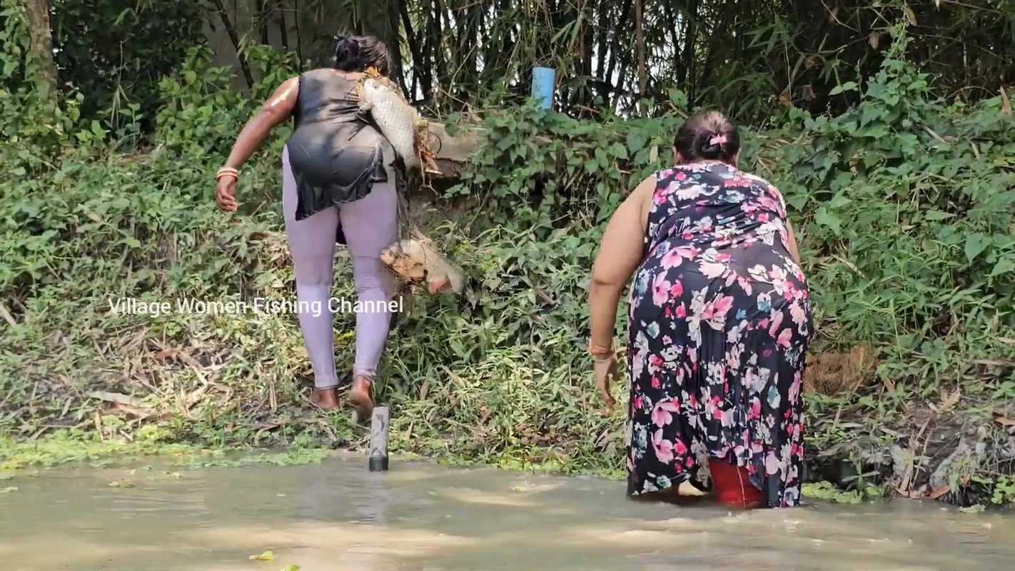 Amazing Mouni Fishing with Friend Big Carp fishes