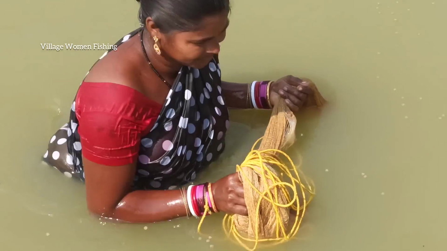 Amazing Traditional Village Women Net Fishing   Vi