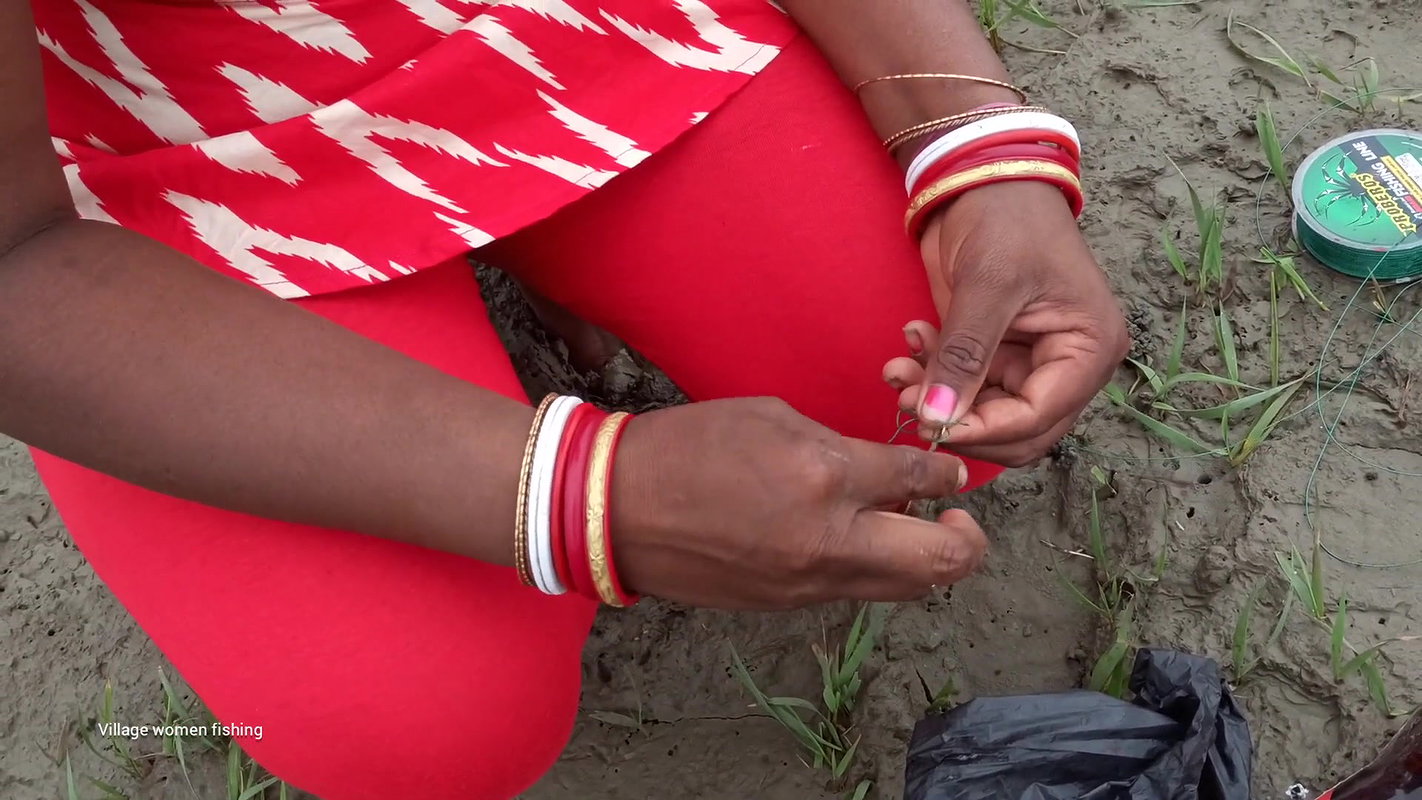 Amazing Village Lady Fishing with Beer Bottle   Vi