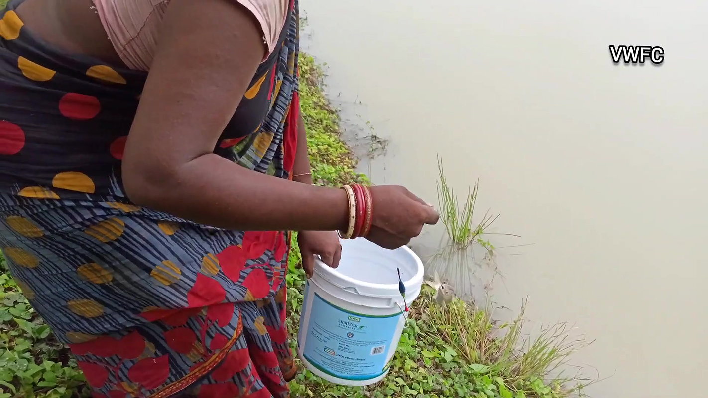 x  Amazing Village Lady Hook fishing   Best Fishing V