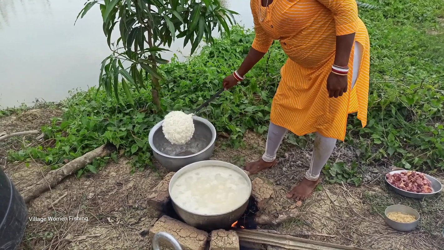 Amazing Village Women Cooking Duck Curry for Villa