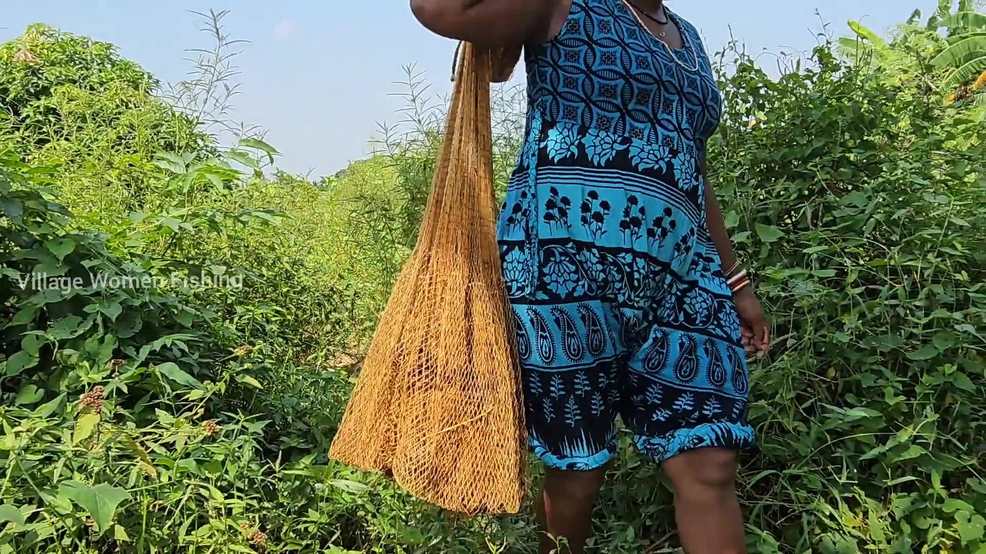 Amazing Village Women Fishing in Mud Water    Big