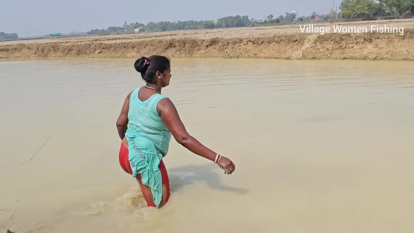 Amazing Village Women Net fishing in Muddy pond