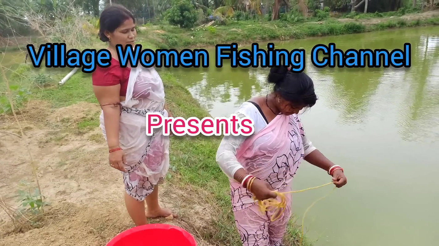 Amazing Village women net fishing   In fish pond