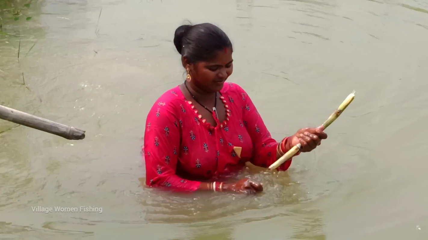 Amazing Village Women Trap Fishing   Incredible La