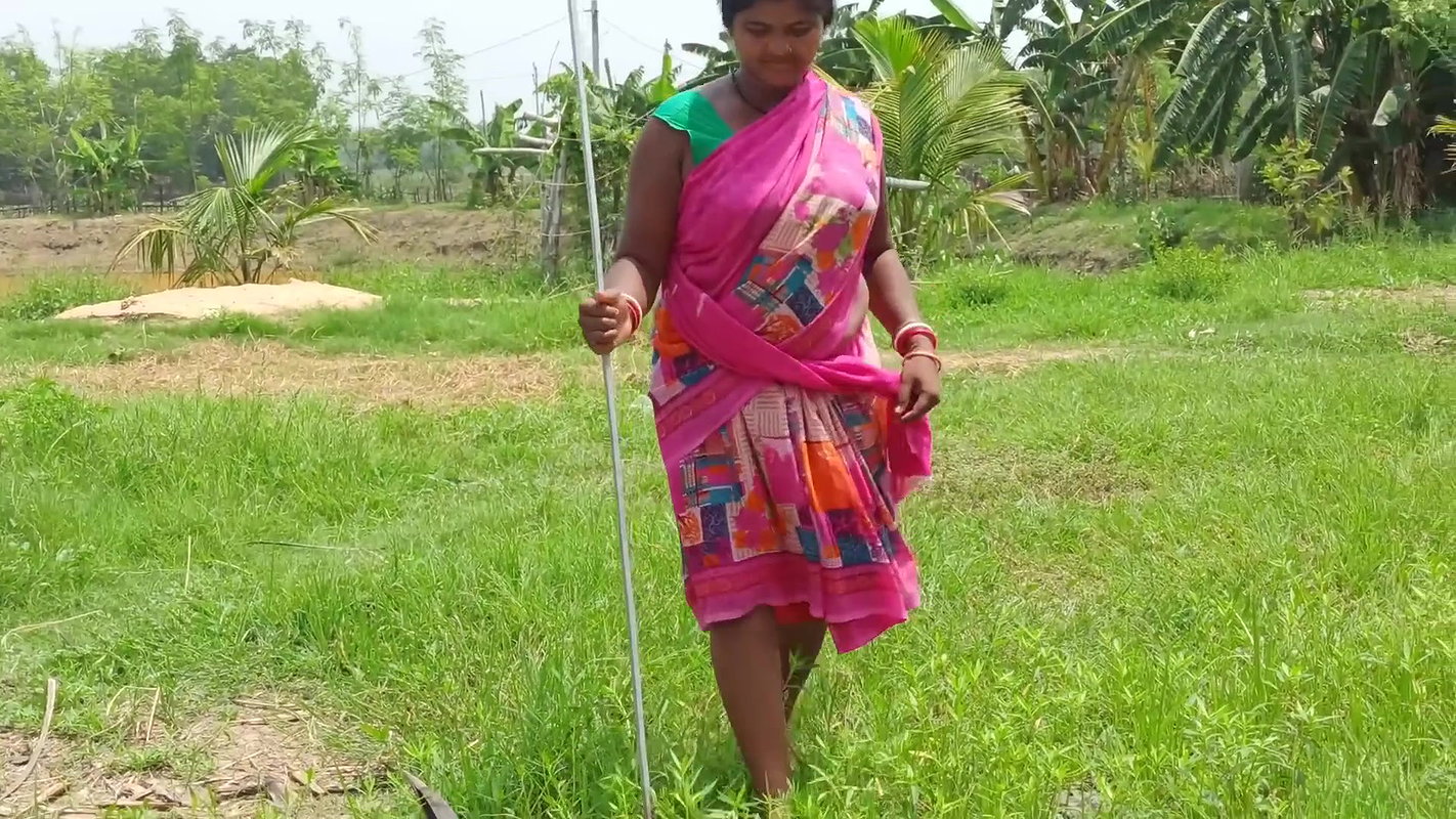 Amazing Village Women Trident fishing   Mouni fish