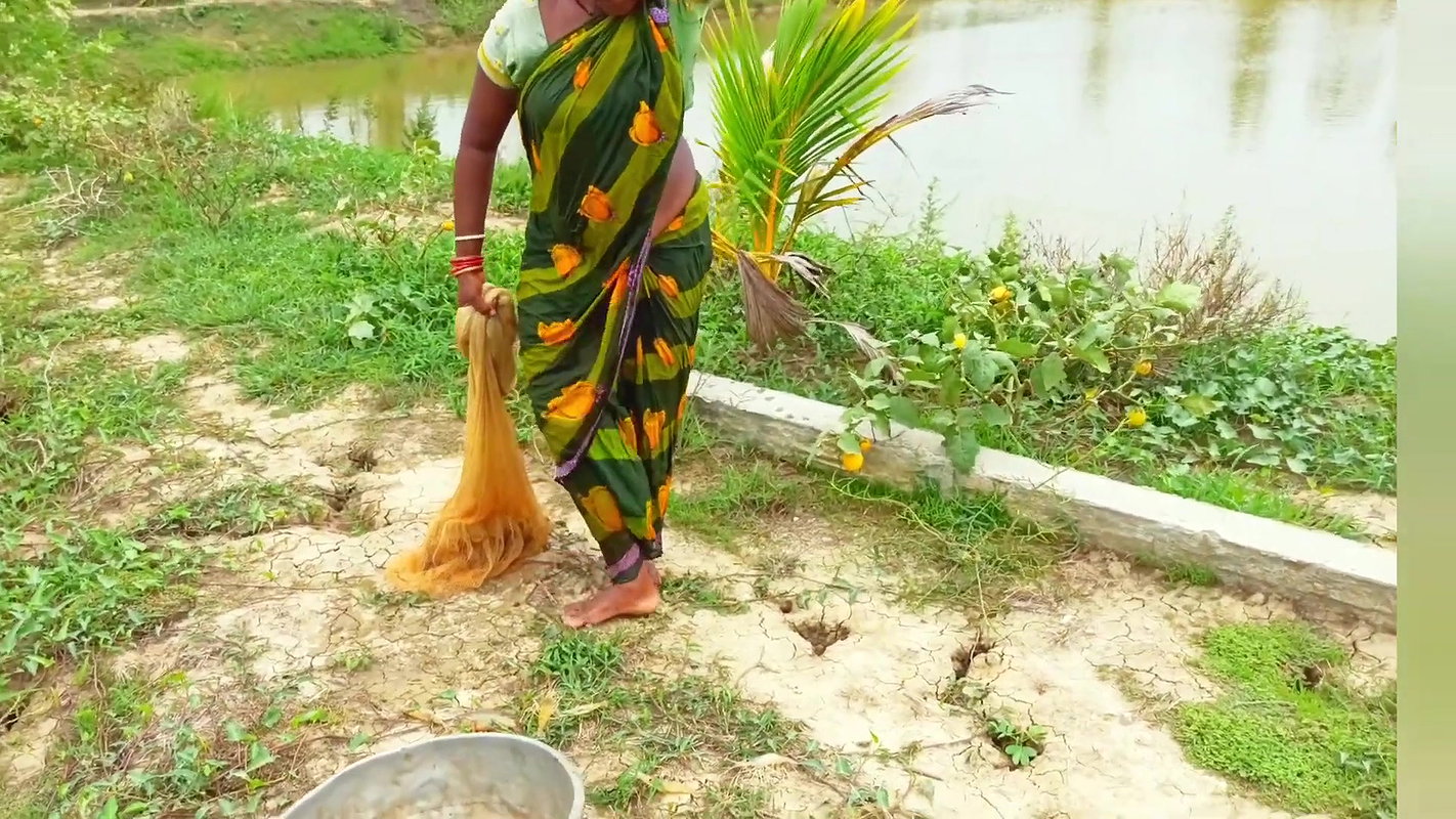 Best Net Fishing in Village    Village women fishi