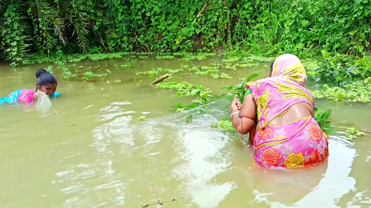 Our Village Fishing Life    (ଆମ ମାଛଧରା ) Village w