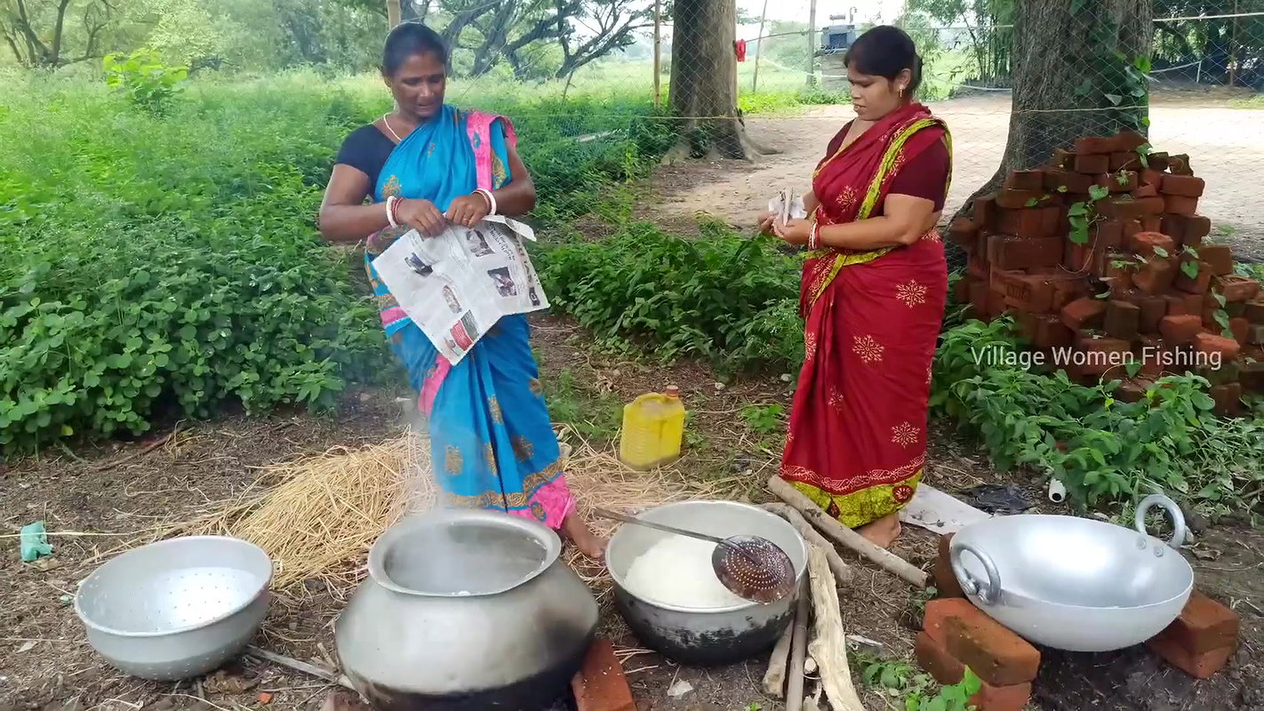 Village Women fishing channel Silver Play Button c