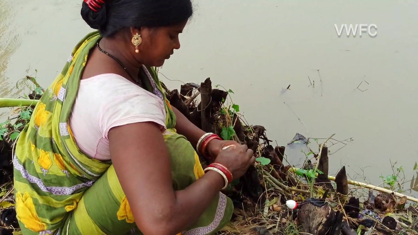 Village Women New Net fishing video 1