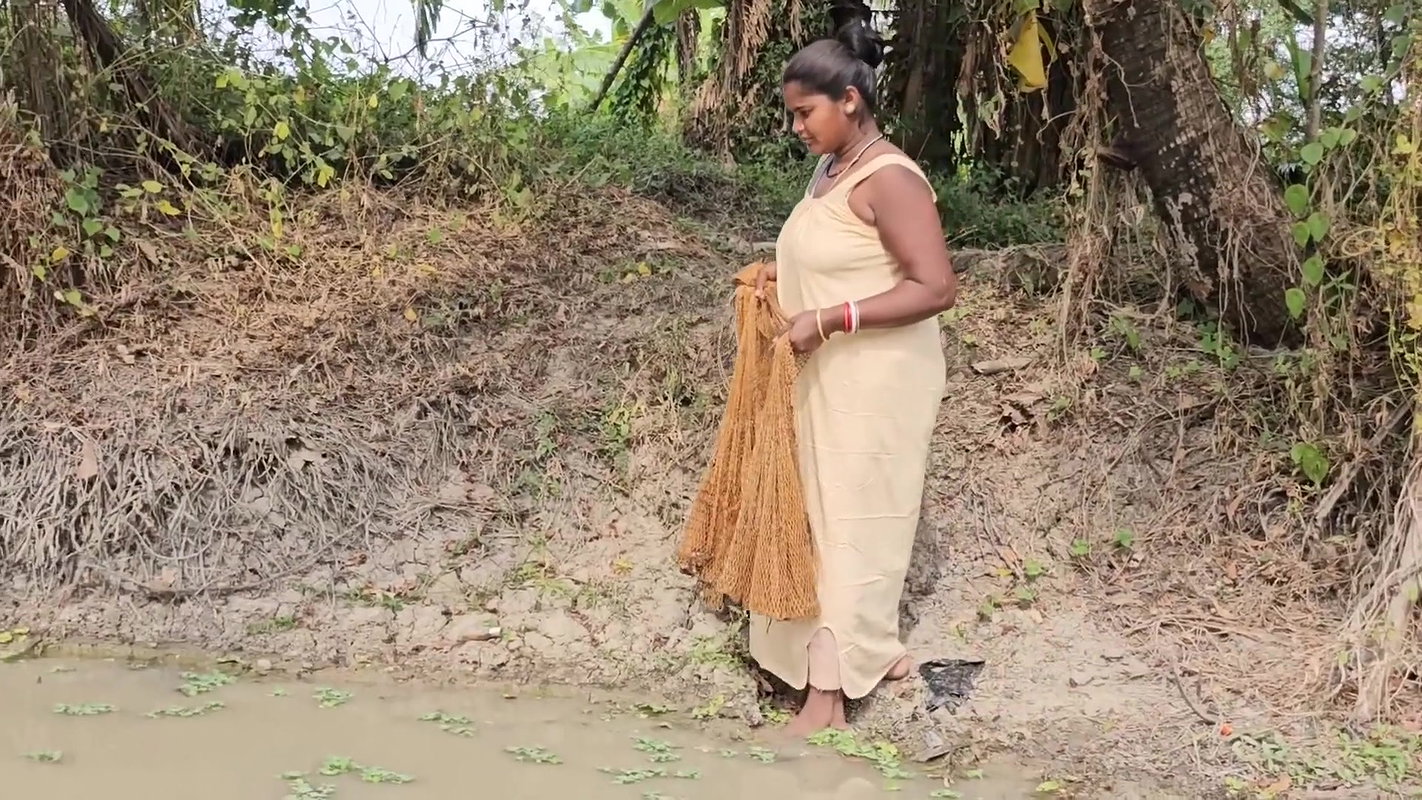 Village Women New Net fishing video 3