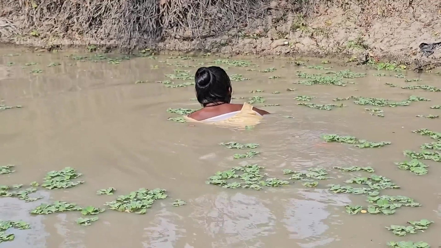 Village Women New Net fishing video 3