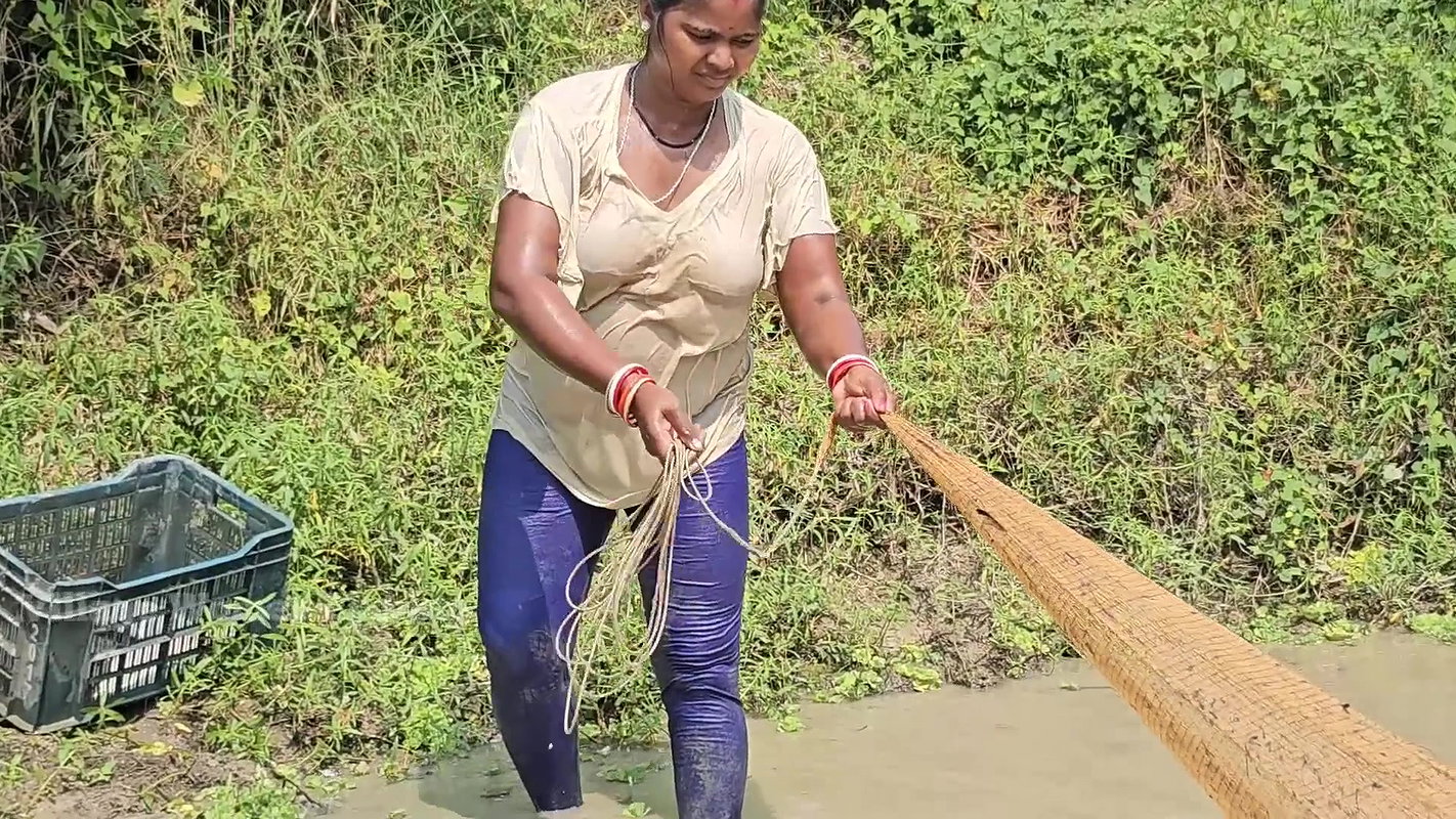 Village Women New Net fishing video 6