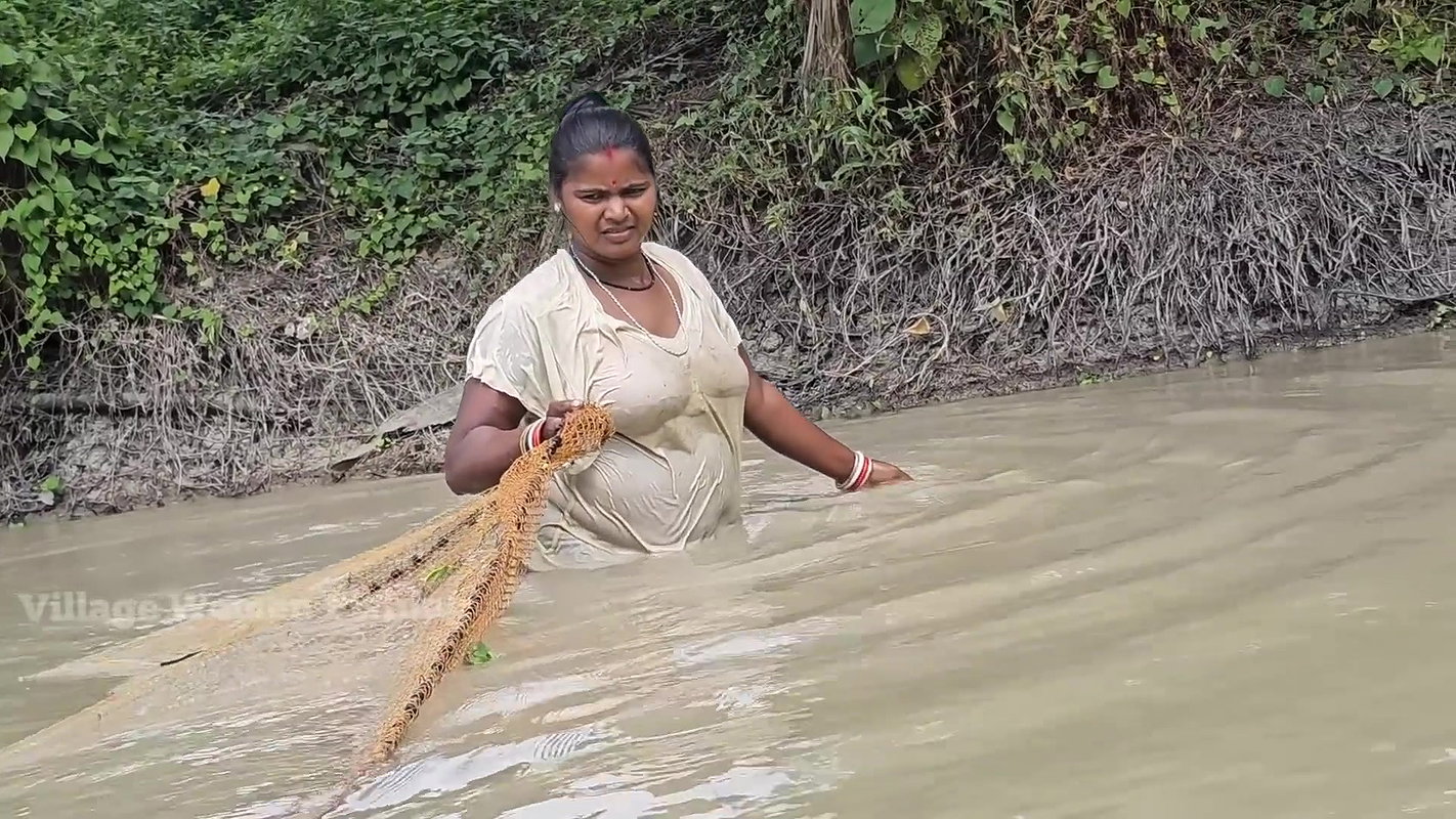 Village Women New Net fishing video 6