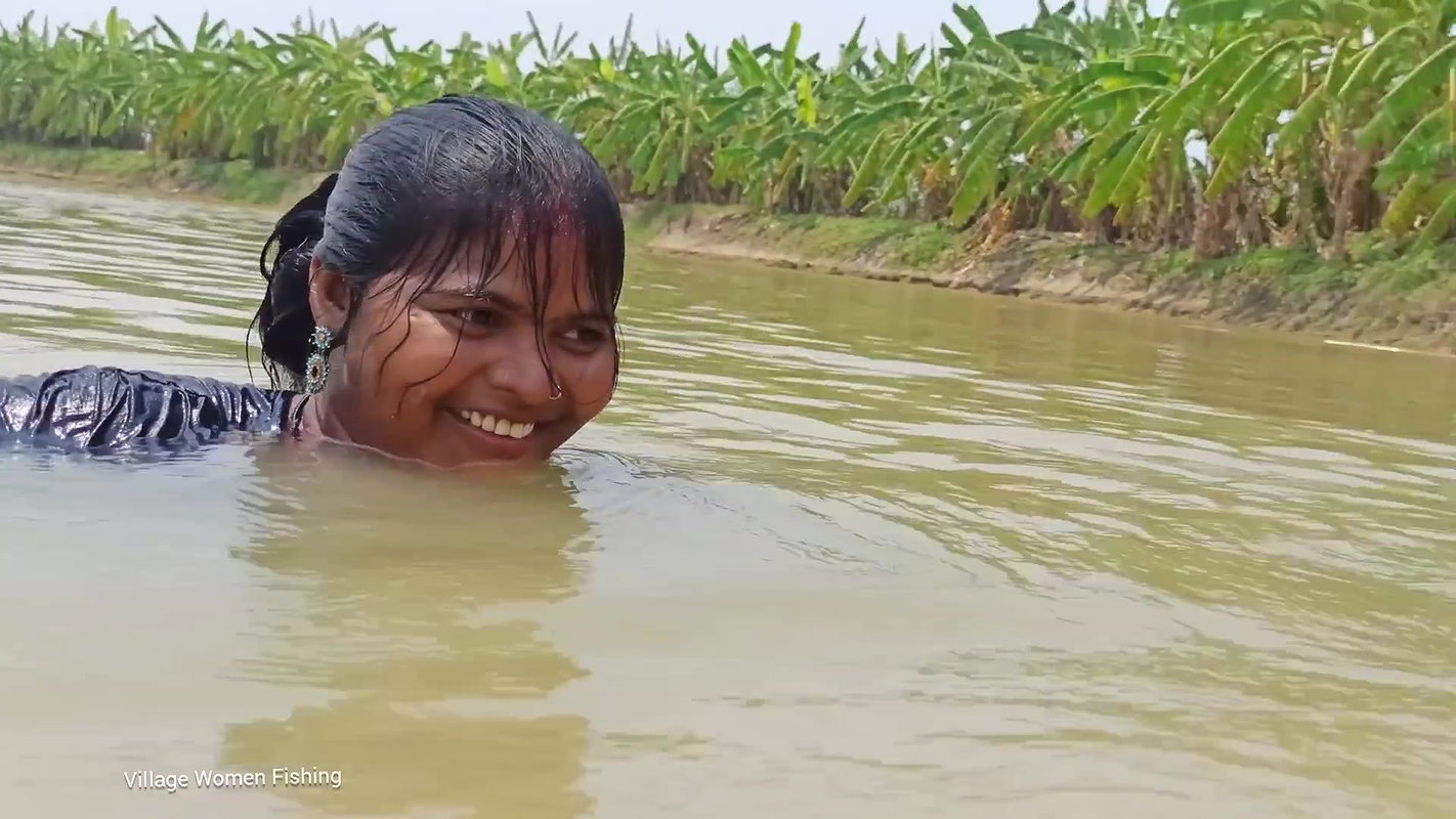 Village Women New Net fishing video 7