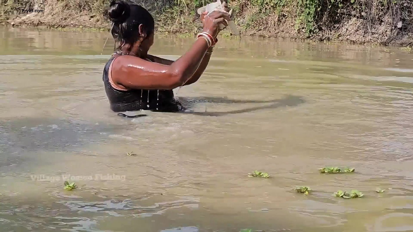 Village Women New Net fishing video 9