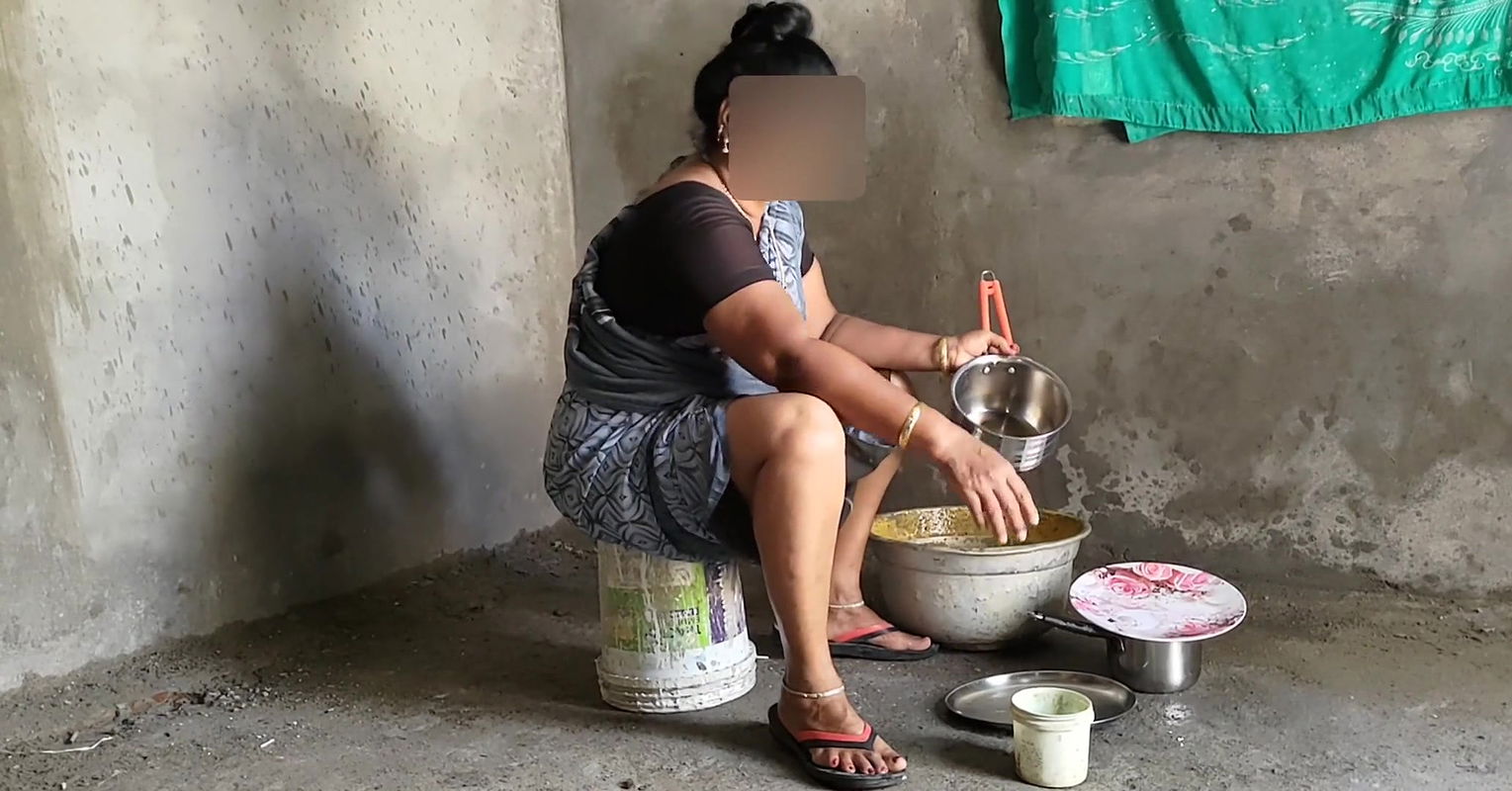 Step mother and step son also had beautiful sex at home