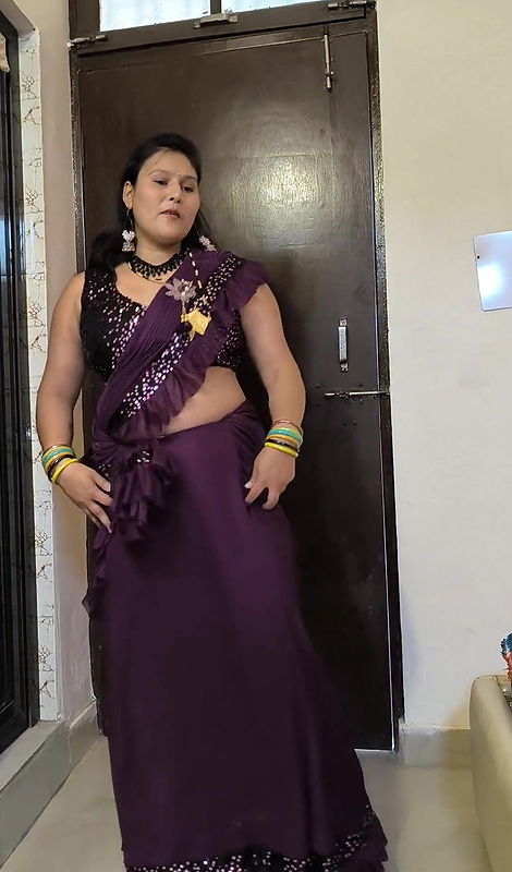 Puja bhabhi nude dance